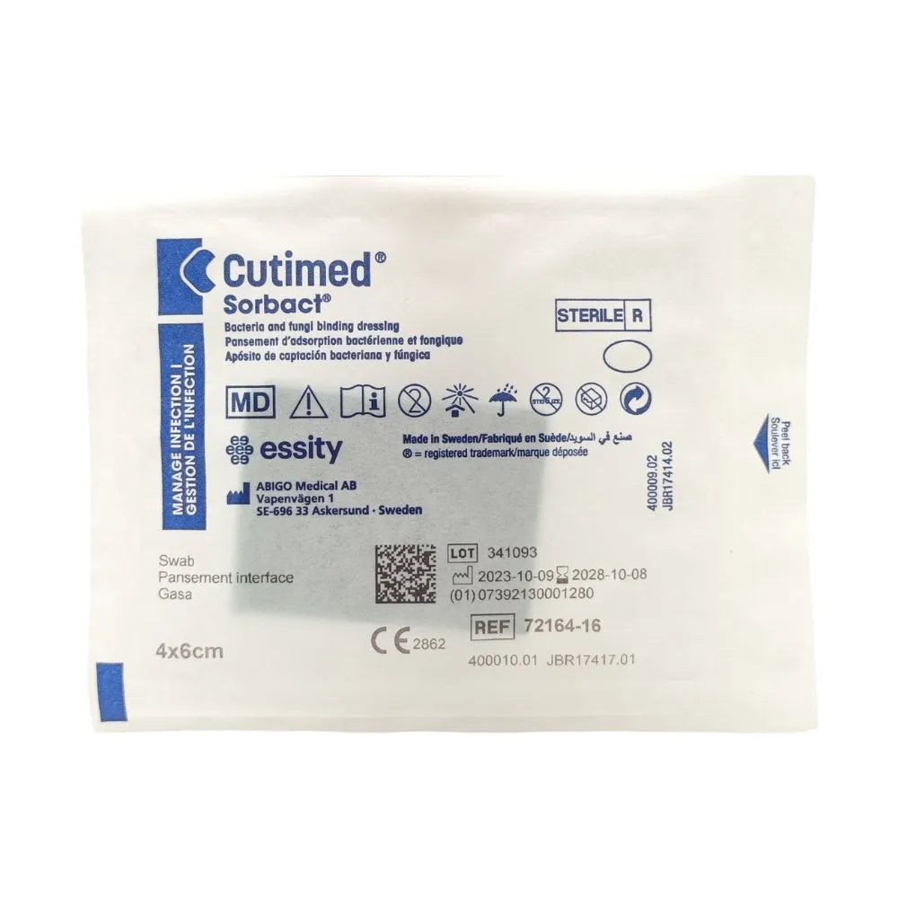 Envase estéril de apósito Cutimed Sorbact 4x6 cm con tecnología DACC para manejo de heridas