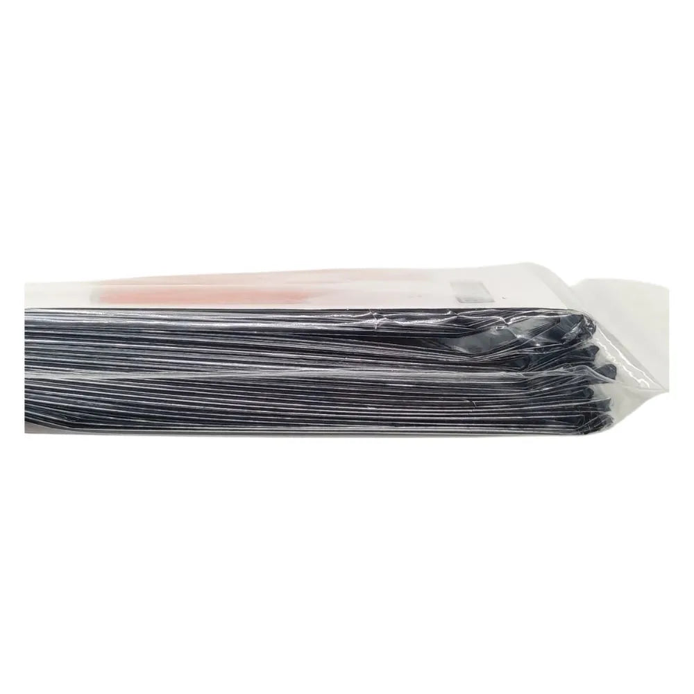 Manta térmica emergencia plata doblada compacta — lámina aluminizada conservación calor corporal